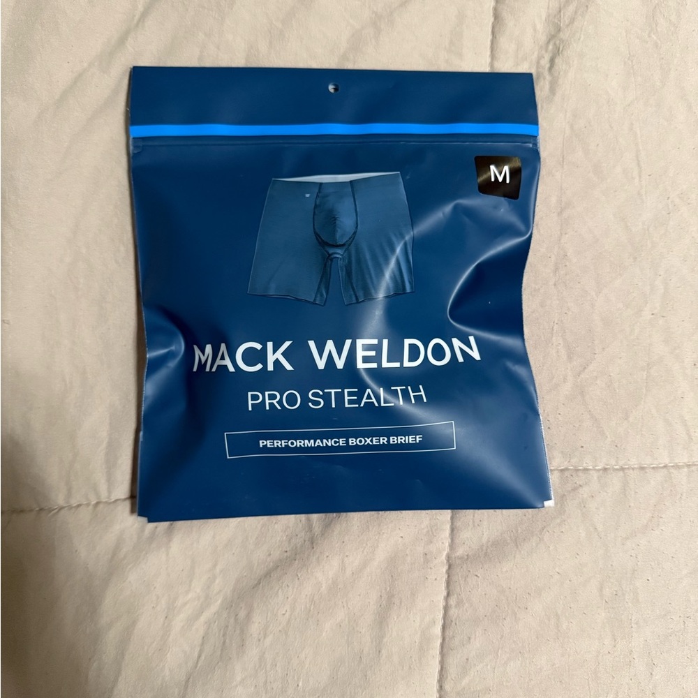 Mack Weldon Pro Stealth Boxer Brief – Size M, True Black, NEW